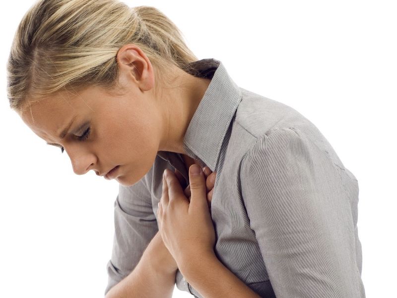 مشاكل التنفس دون سبب واضح تكون علامة على النوبة القلبية