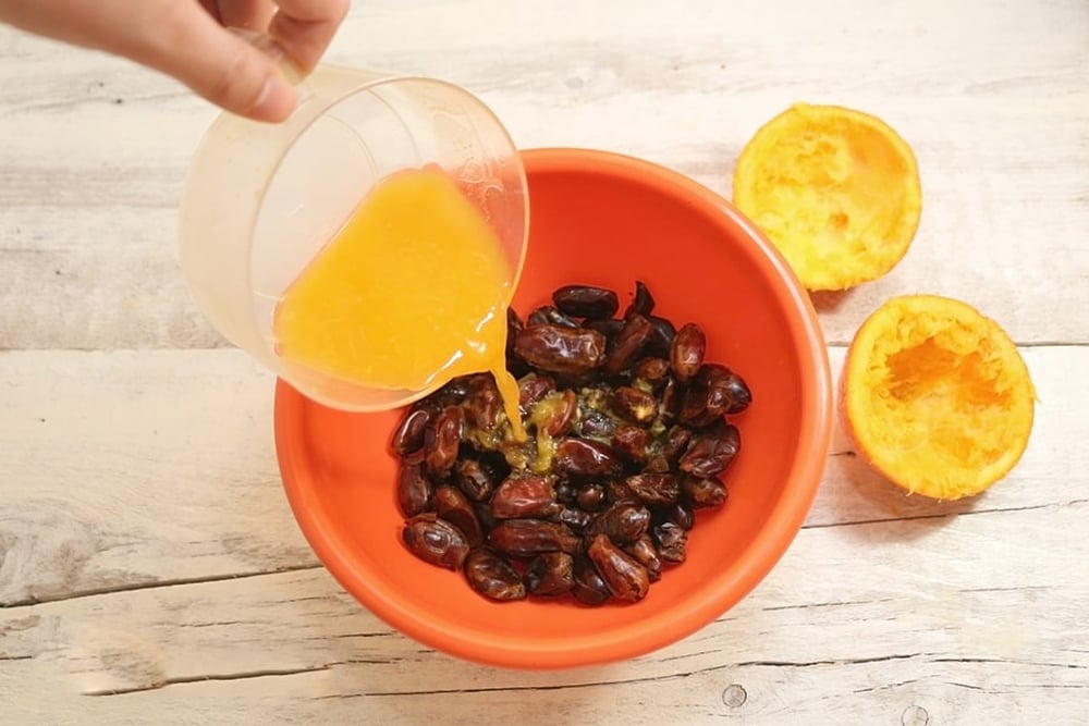 طريقة تحضير مشروب التمر مع البرتقال