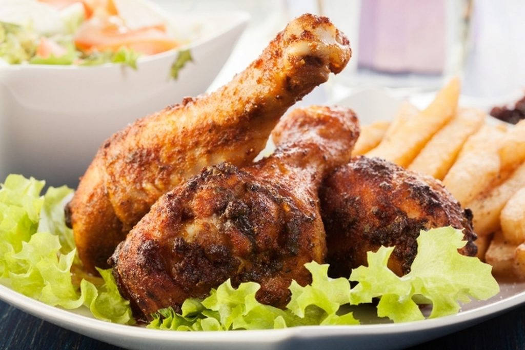 نقدم لكم وصفة دجاج تكا مشوي بالفرن التي تعتبر واحدة من أشهى الأكلات العربية، كما تنتشر وضفة دجاج تكا مشوي بالدول العربية بشكل كبير للغاية.