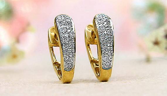 احدث اشكال حلق ذهب للاطفال بالاحجار الملونة