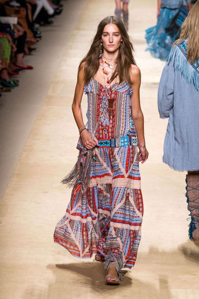 صور موديلات "الفساتين بوهيمي" لموسم صيف 2017
