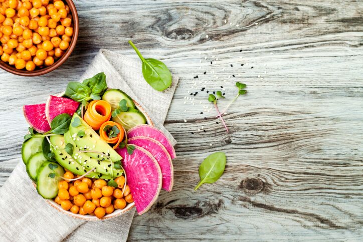 برنامج الحمية القلوية الصيفية لمدة 7 أيام مع عيادة شا للخدمات الصحية