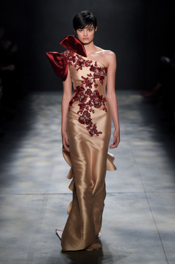 مجموعة لفساتين سهرة من marchesa لموسم 2017