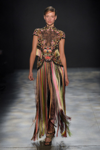 مجموعة لفساتين سهرة من marchesa لموسم 2017