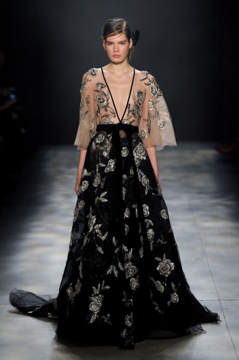 مجموعة لفساتين سهرة من marchesa لموسم 2017