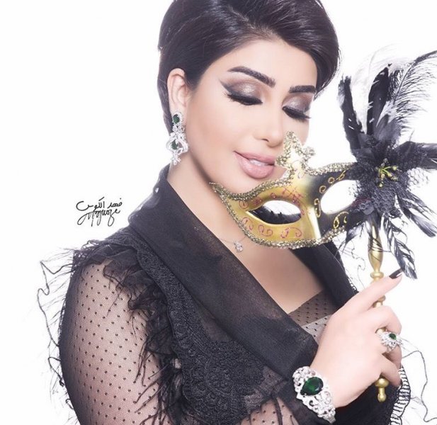 تسريحات شعر صيفية لصاحبات الشعر القصير
