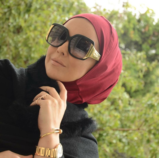 16-04-sunglasses-hijab
