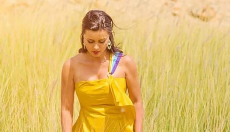 فستان-أصفر-قصير