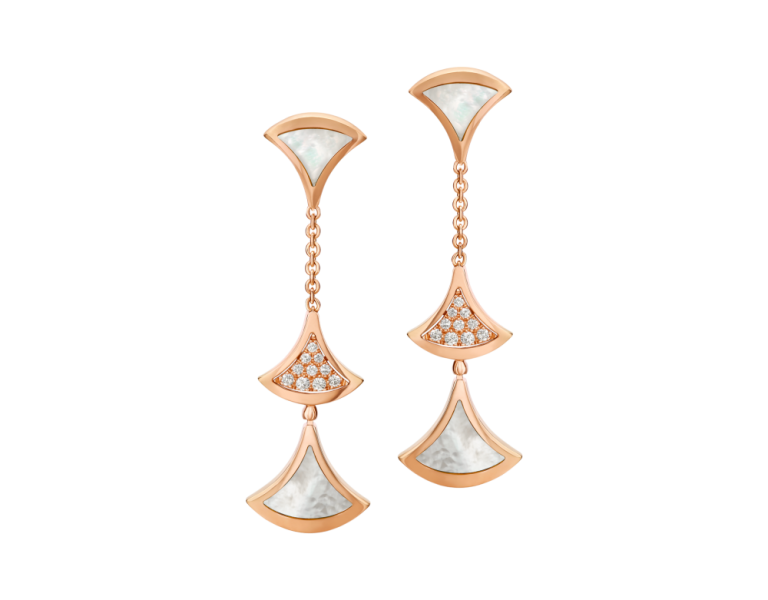 تشكيلة أقراط طويلة من الذهب الاصفر