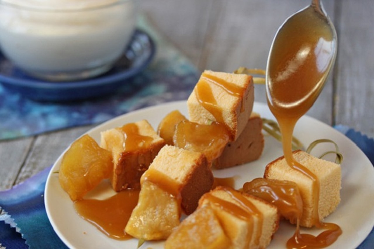 كيك التفاح بالكراميل