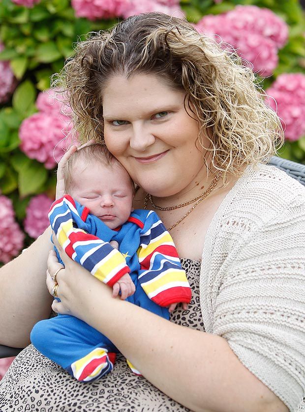 من-هو-أول-طفل-انابيب-في-العالم-؟- (15)