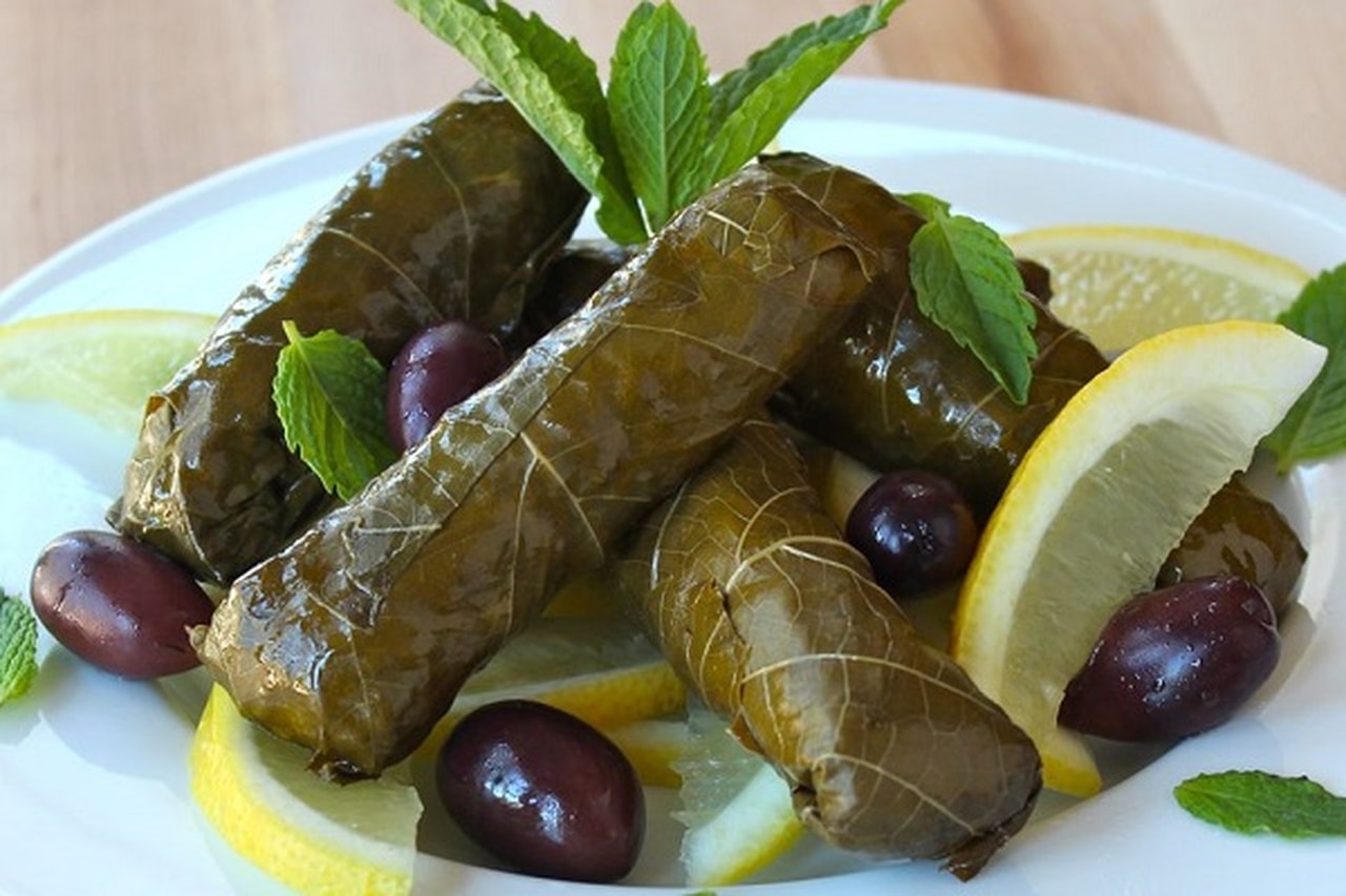 ومحشي ورق عنب 