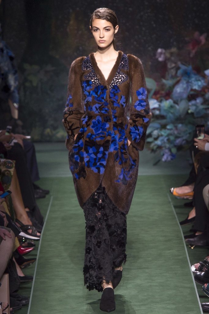 احدث-الازياء-من-مجموعة-fendi-لخريف-وشتاء-2018- (13)