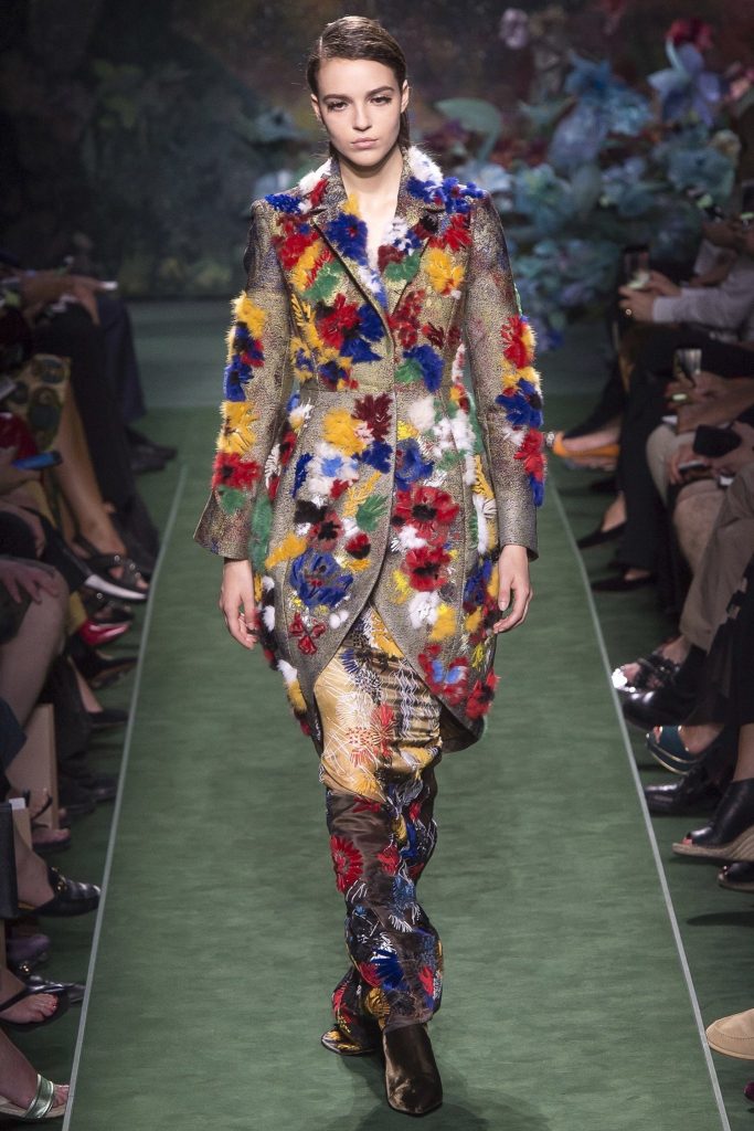 احدث-الازياء-من-مجموعة-fendi-لخريف-وشتاء-2018- (14)
