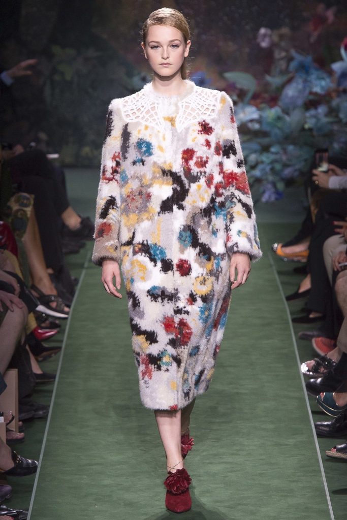 احدث-الازياء-من-مجموعة-fendi-لخريف-وشتاء-2018- (15)
