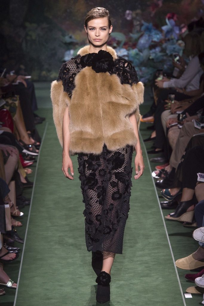 احدث-الازياء-من-مجموعة-fendi-لخريف-وشتاء-2018- (18)