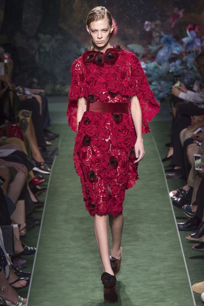 احدث-الازياء-من-مجموعة-fendi-لخريف-وشتاء-2018- (4)