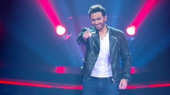 تامر حسني يستعد لطرح كليب أغنية لسه عند وعدي