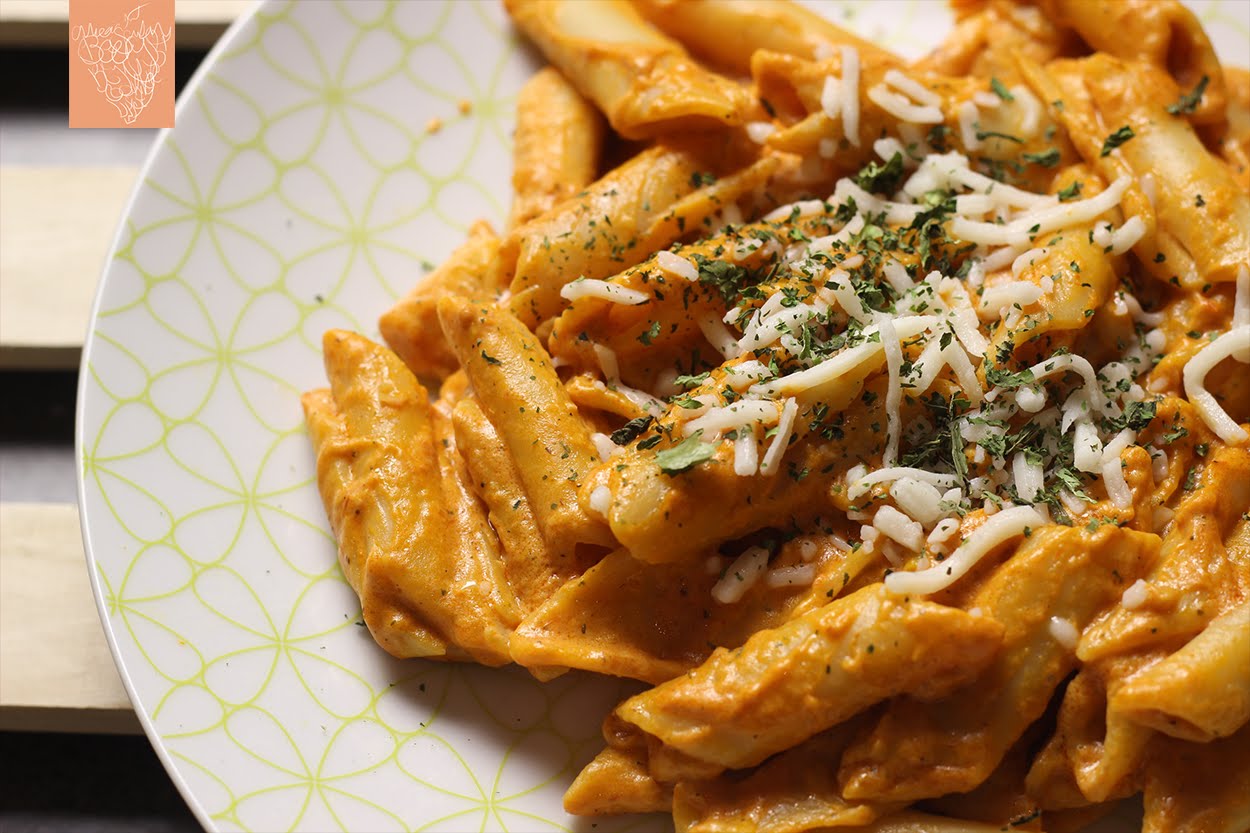 باستا الجبن مع الصلصة الوردية