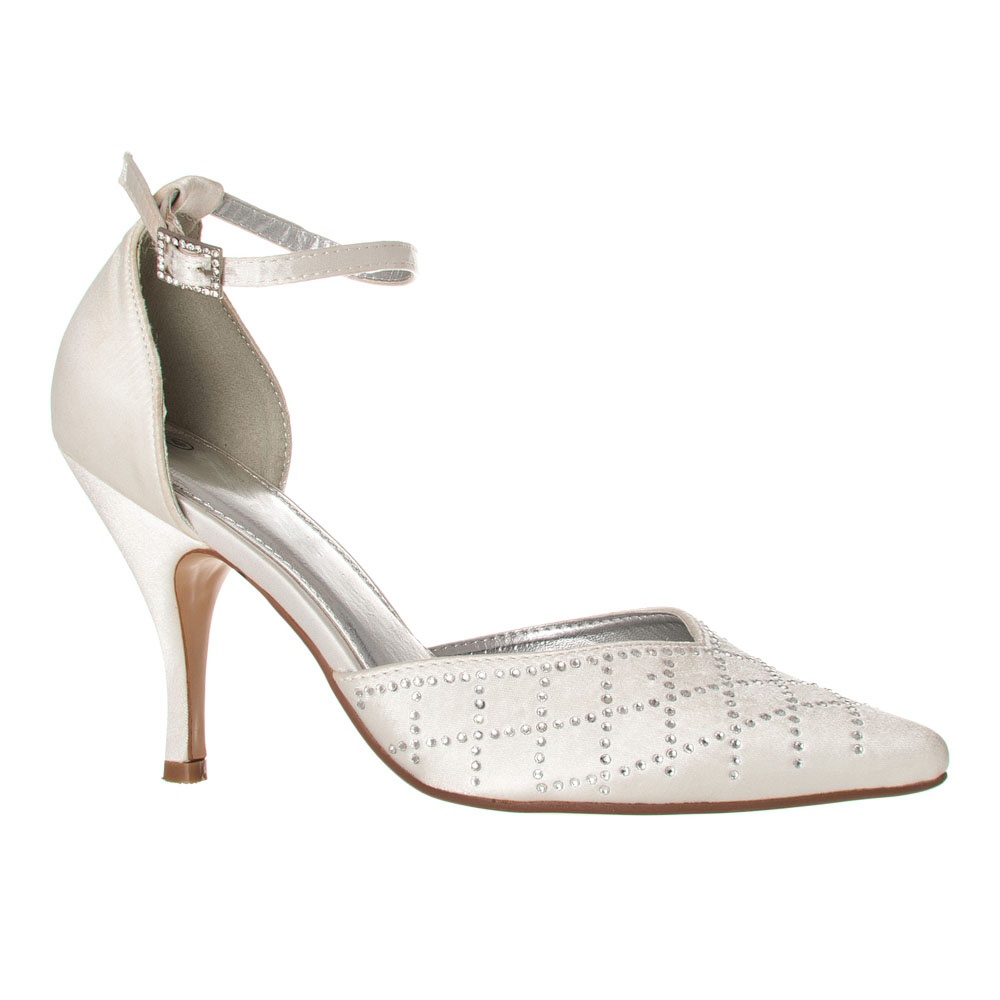 حذاء-طويل-للزفاف