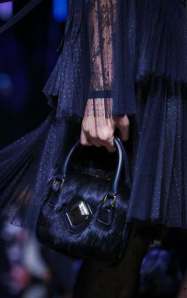 حقائب-يد-جلدية-نسائية-انيقة-موضة-خريف-2018- (10)