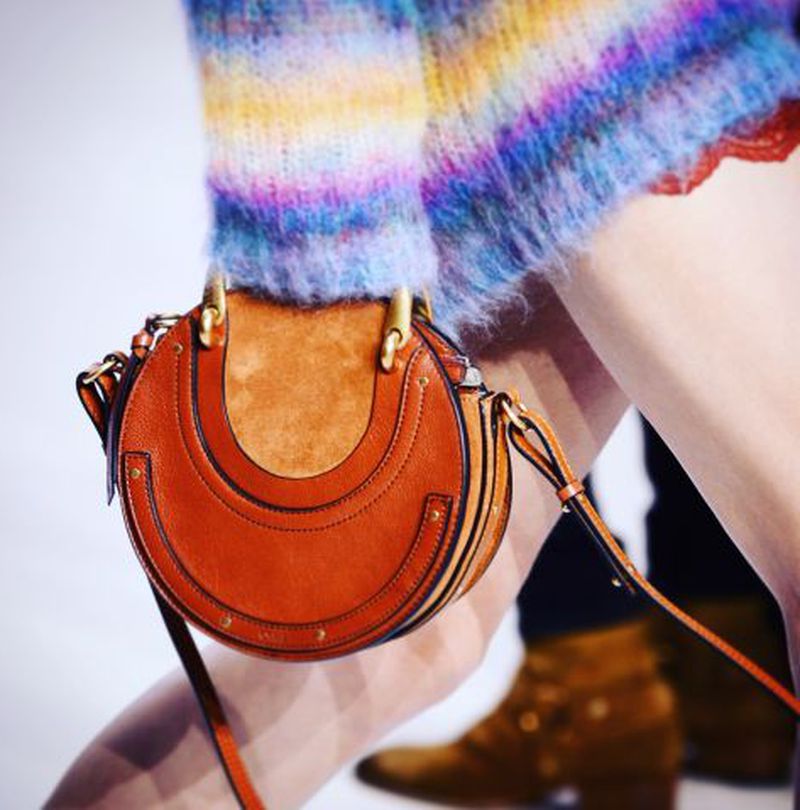 حقائب-يد-جلدية-نسائية-انيقة-موضة-خريف-2018- (2)