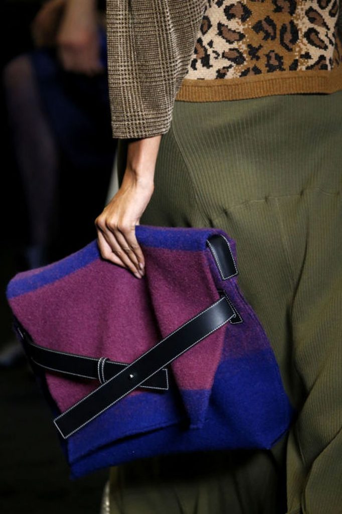 حقائب-يد-جلدية-نسائية-انيقة-موضة-خريف-2018- (6)