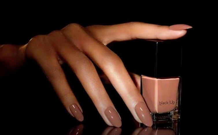 طلاء-اظافر-كاكاوي
