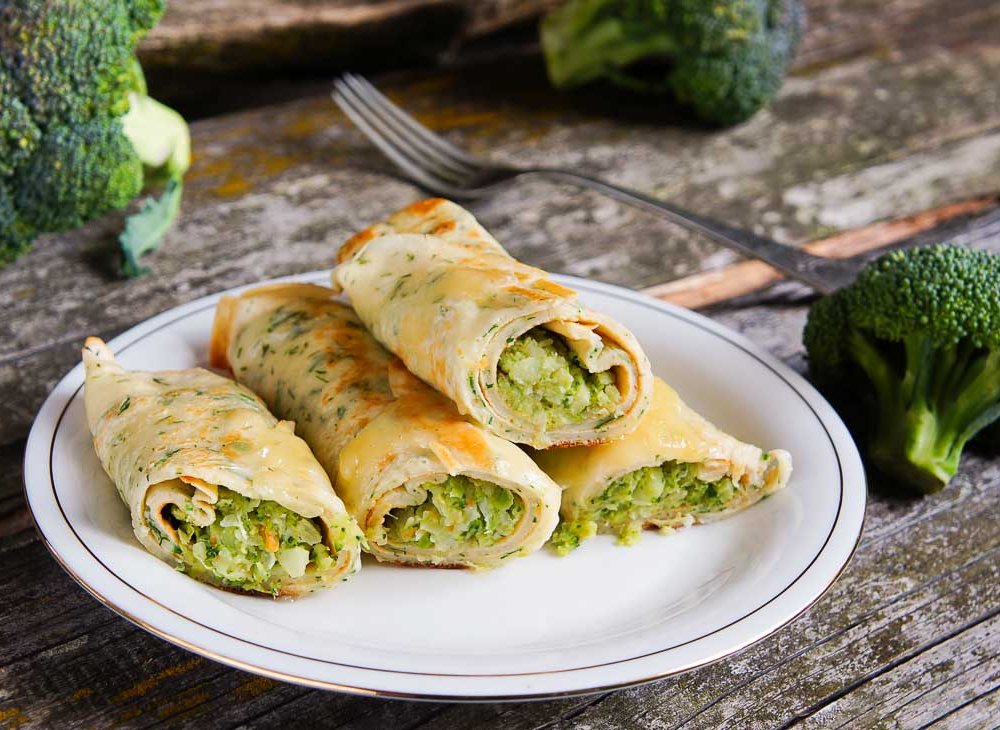 كريب البروكلي مع الجبن الموتزاريلا