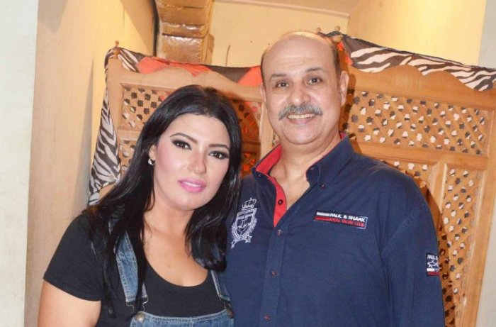 مع-زوجها