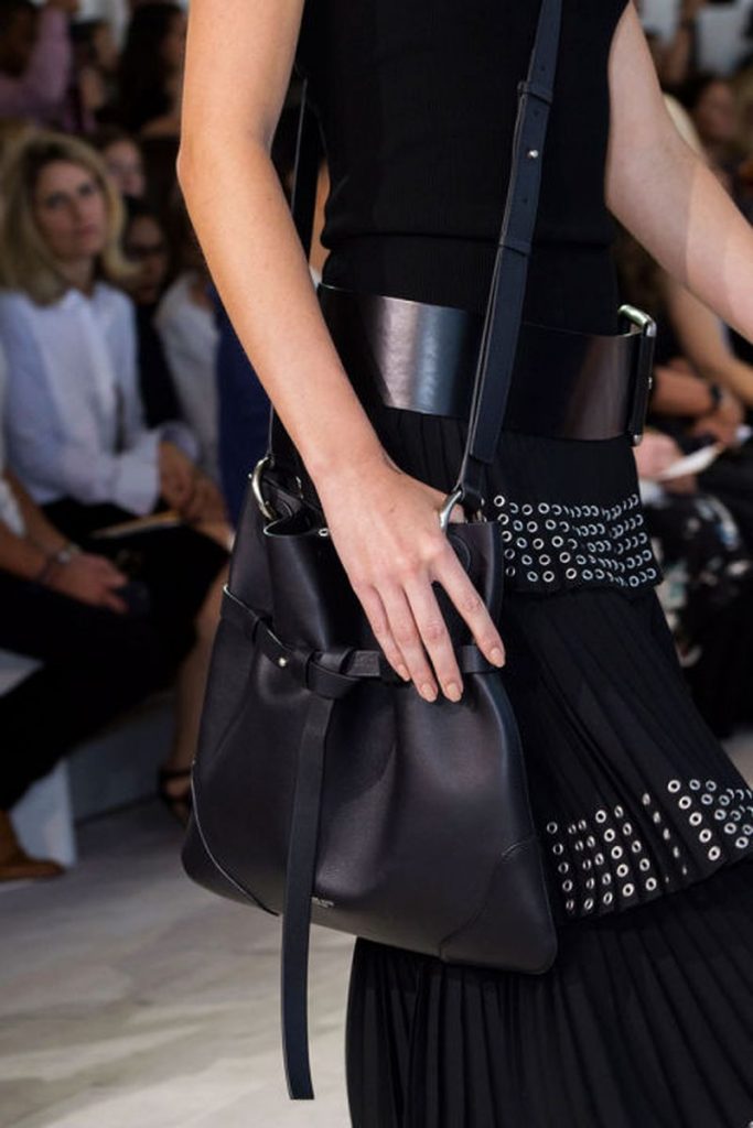 موديلات-شنط-يد-نسائية-للسفر-موضة-2017- (1)