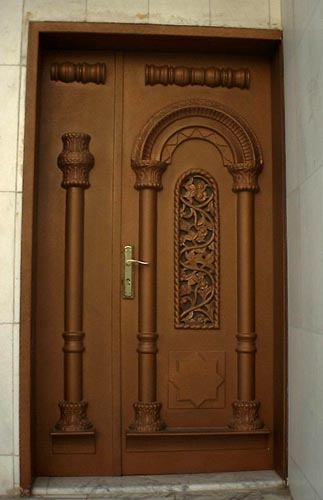 احدث تصاميم ابواب خشب خارجية لعام 2018- (14)