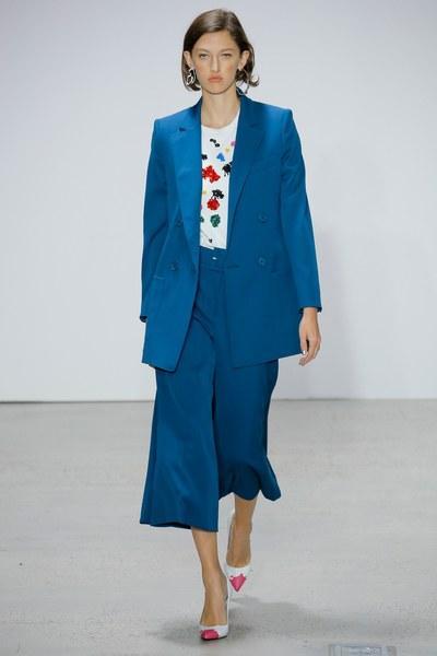 احدث-مجموعة-ازياء-oscar-de-la-renta-لربيع-2018- (24)