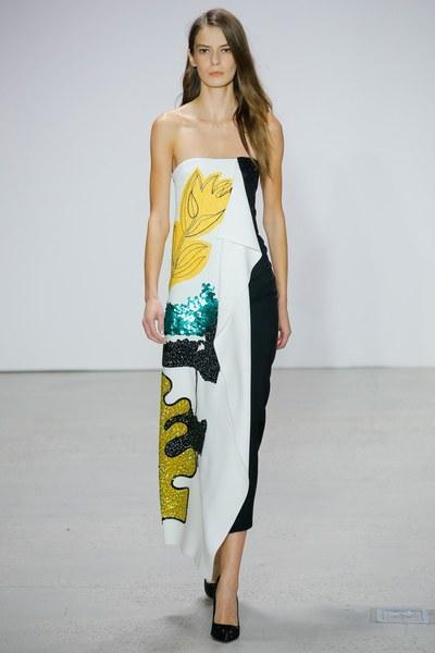 احدث-مجموعة-ازياء-oscar-de-la-renta-لربيع-2018- (25)