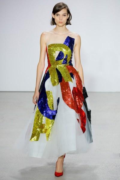 احدث-مجموعة-ازياء-oscar-de-la-renta-لربيع-2018- (37)