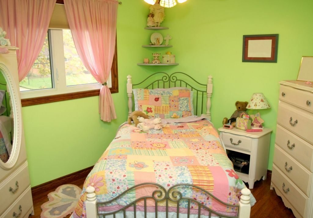 صور-اجمل-ديكورات-غرف-نوم-بنات-2017- (21)