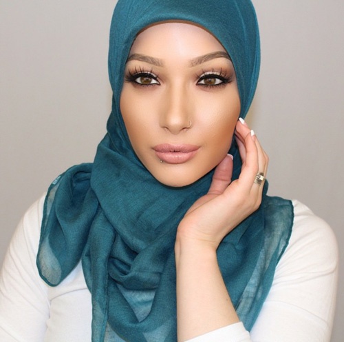 صور-الوان-حجاب-دافئة-مناسبة-للبشرة-السمراء- (6)