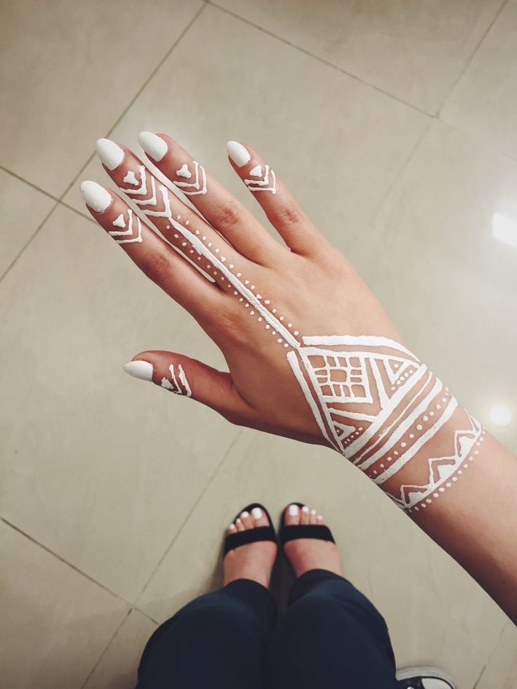 نقش-حناء-أبيض (8)