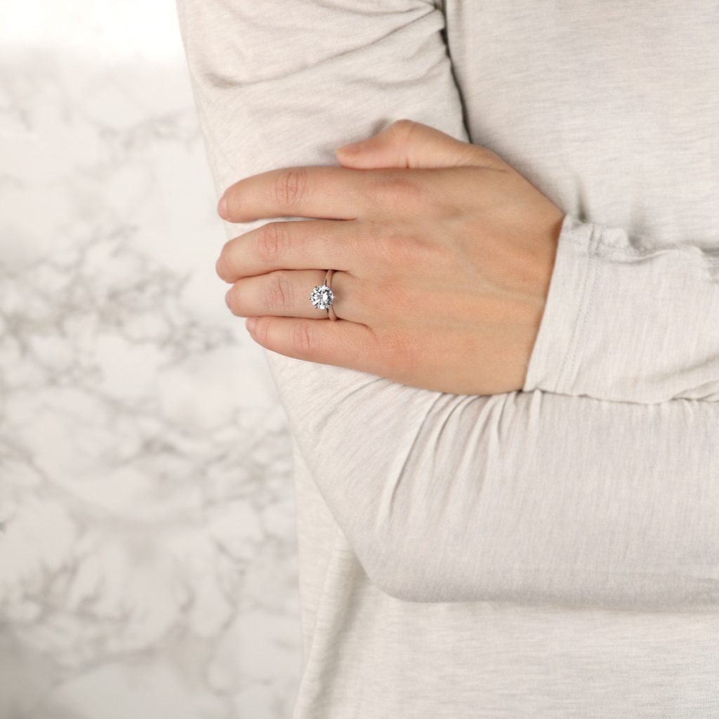 Modern-Solitaire-Ring