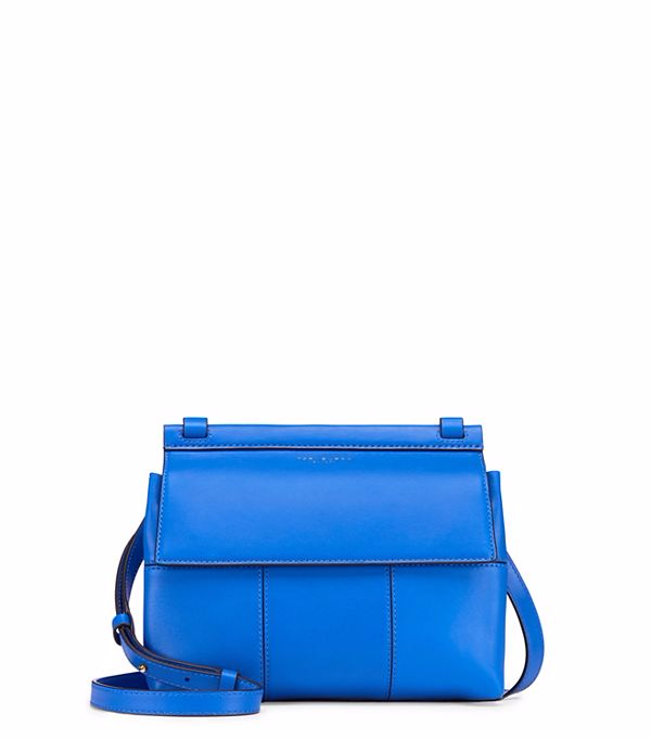 حقيبة-باللون-الزهري