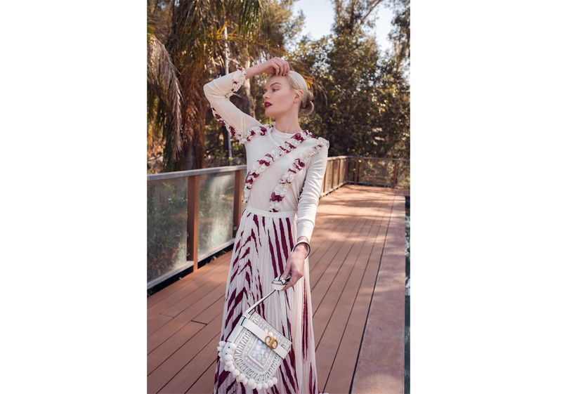 حقيبة-بيضاء-من-توري-برتش