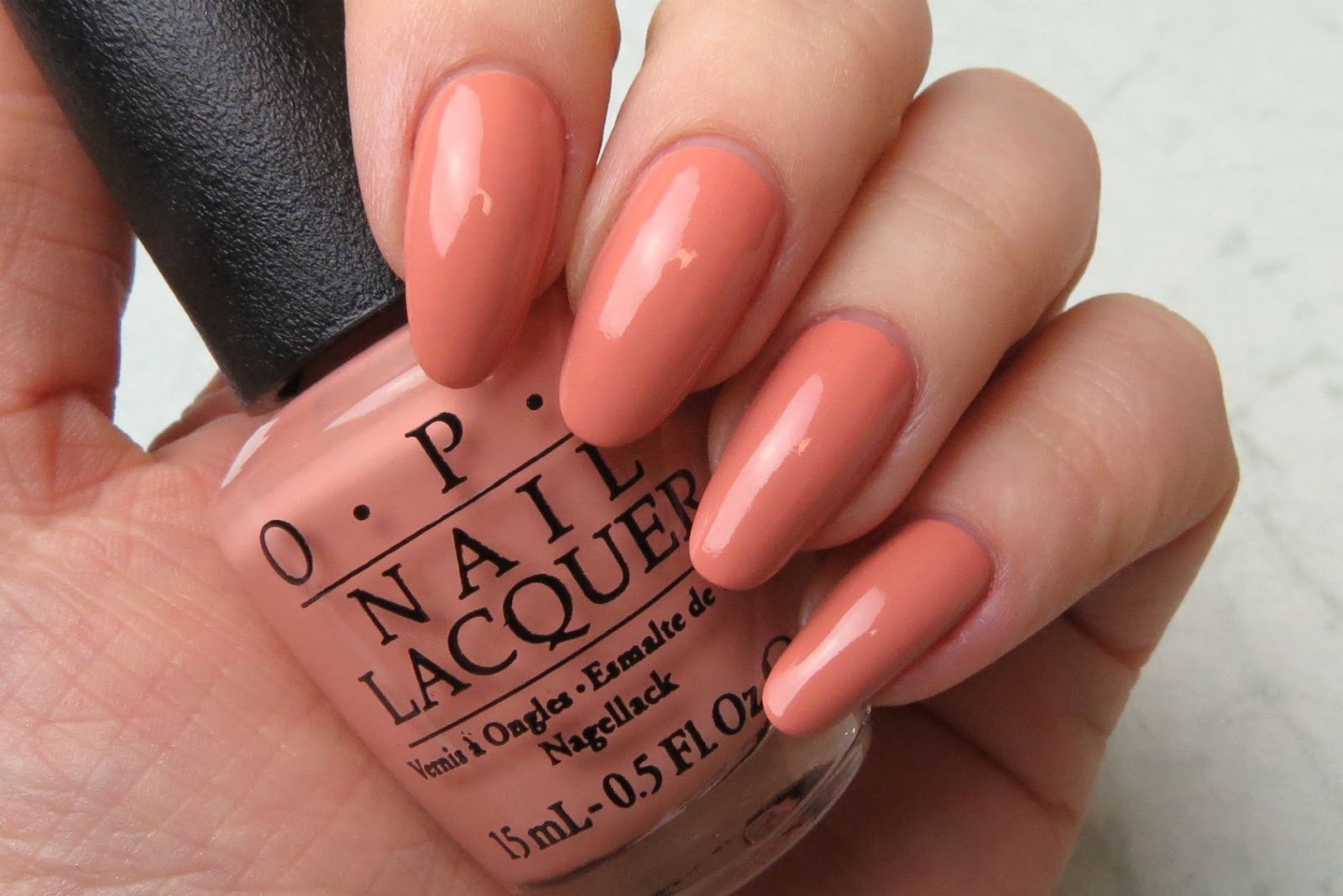 مناكير سيمون