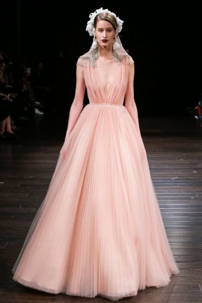 فساتين-زفاف-نعيم-خان (1)