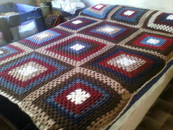 مفارش-السرير-الكروشيه-للعرايس- (6)