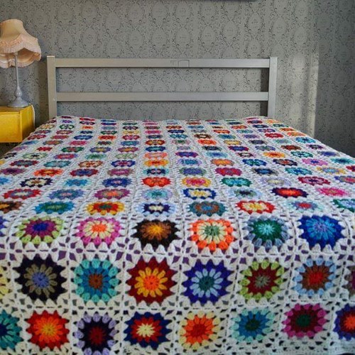 مفارش-السرير-الكروشيه-للعرايس- (8)