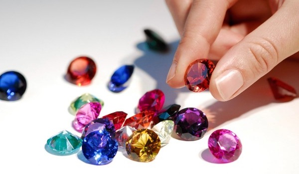 معرفة الاحجار الكريمة