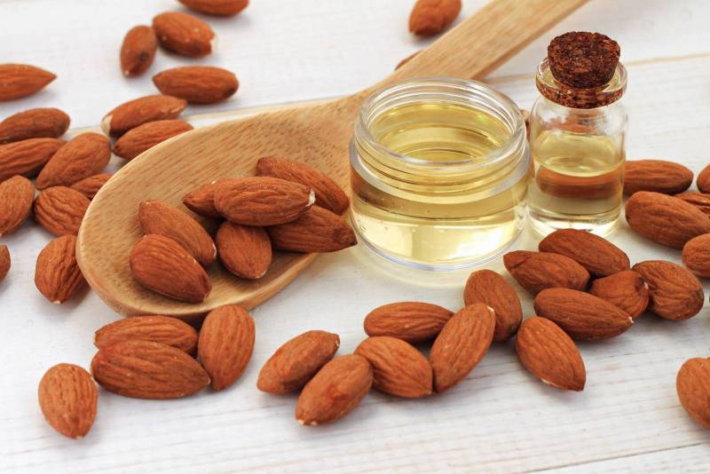 زيت لوز