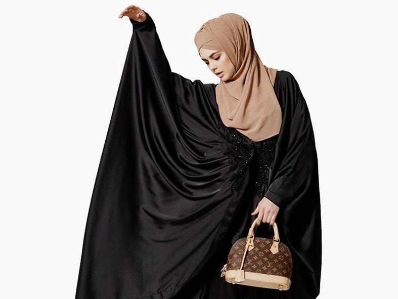 عباية-سوداء-من-فيرادج