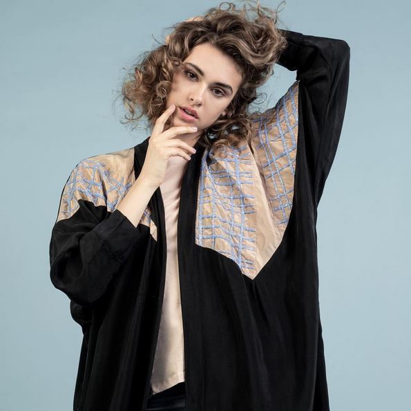 عباية-مفتوحة-سوداء