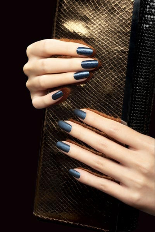 لون رمادى غامق